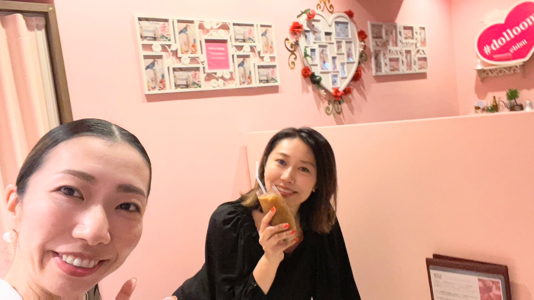 私達と女子会しましょーう♡ 私達と女子会しましょーう♡