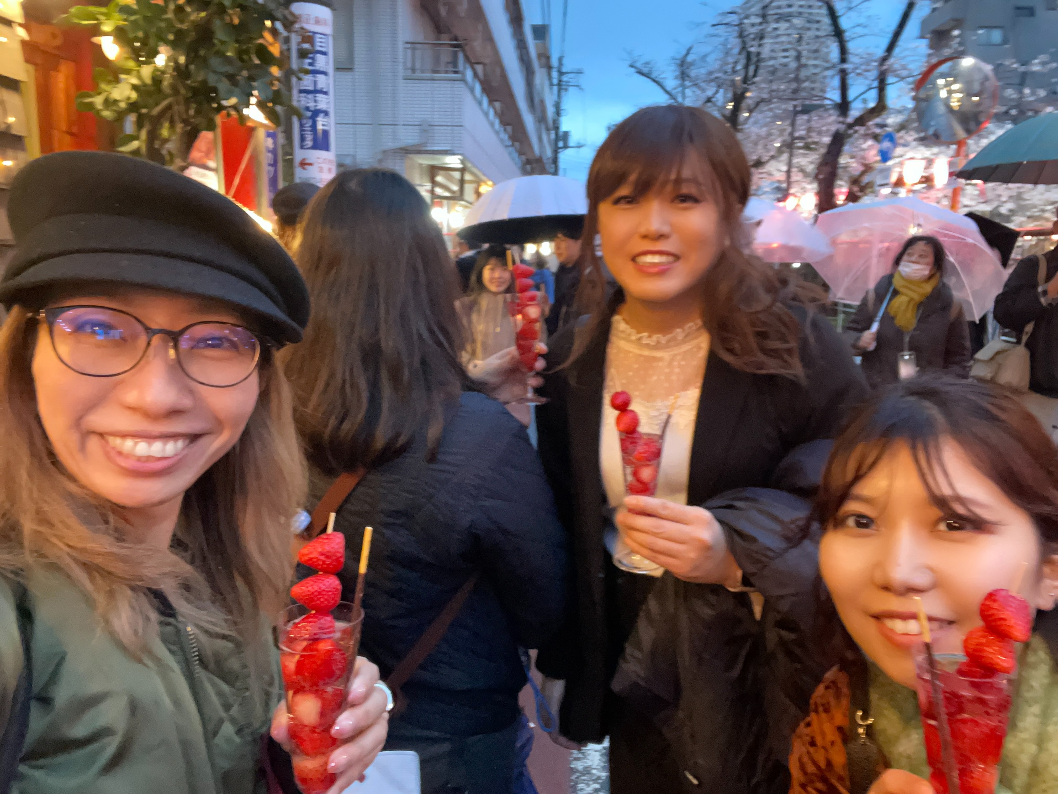 4人で楽しくおでかけ♡