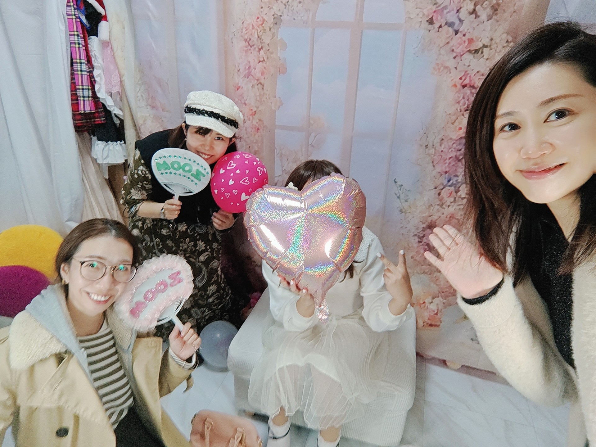 女装サロンとしても